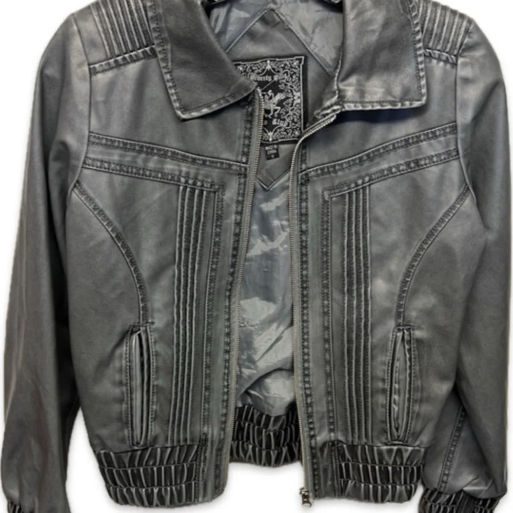 EUC [Beverly Hills Polo Club] Dark Gray Zip-Up Leather Jacket Women’s Sz Medium - Picture 2 of 12